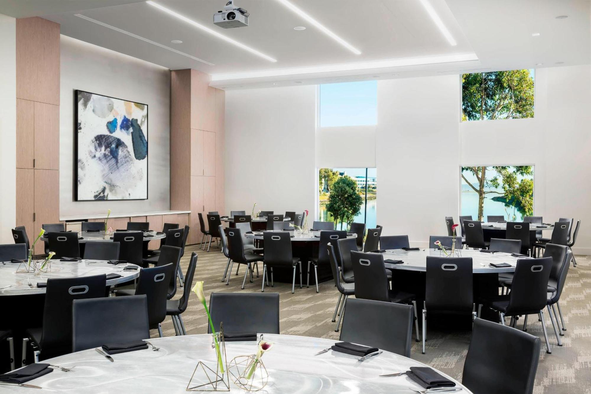 Ac Hotel By Marriott San Francisco Airport/Oyster Point Waterfront Саут-Сан-Франциско Екстер'єр фото